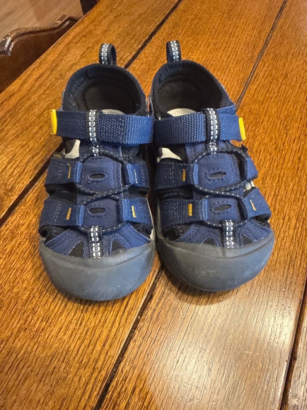 7T Navy Blue Keens